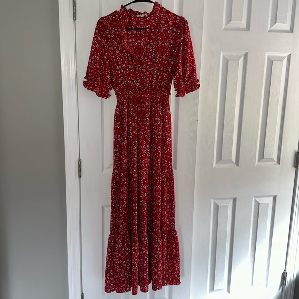 Woman’s Max studio maxi dress